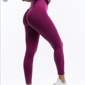 ECHT scrunch leggings